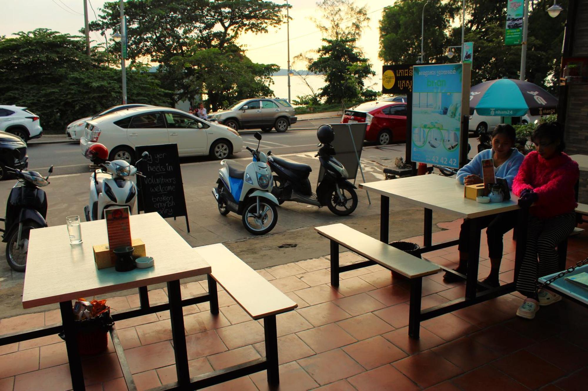 Island View Hostel シアヌークビル エクステリア 写真